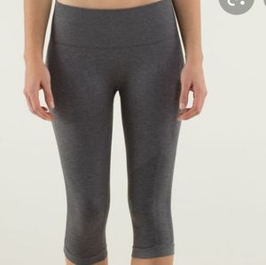 Lululemon In the Flow Capri